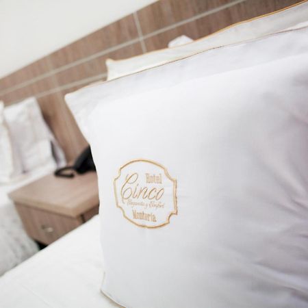 Hotel Cinco Монтерия Экстерьер фото