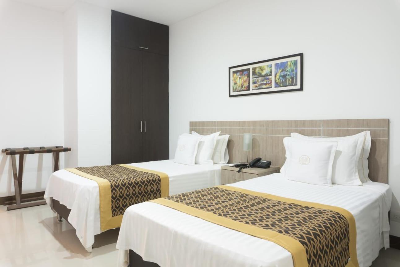 Hotel Cinco Монтерия Экстерьер фото